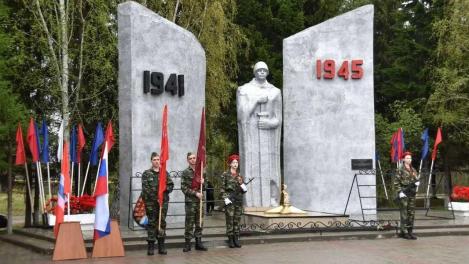В Знаменском подключили к сетевому газу мемориал воинам-землякам