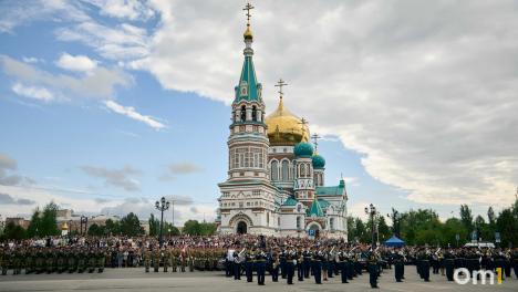 Без военной техники, но с Т-34: каким был парад Победы в Омске в 2026 году