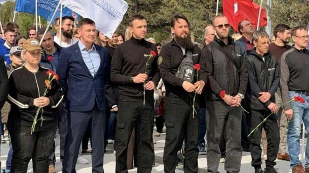 Автопробег «Одна Родина — одна семья» прибыл в Новосибирск: 12 тысяч километров до Донецка