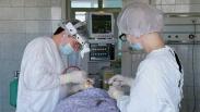 Омские врачи спасли пациента с запущенным отитом
