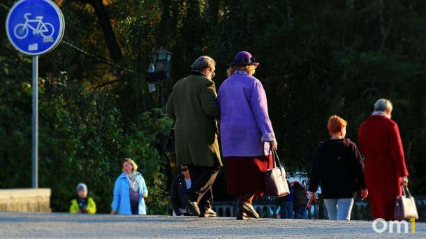 Пенсии могут перестать платить: омичам назвали три причины