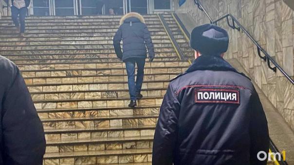 Уголовно наказуемый презент: омич подарил другу найденный кастет и оказался под следствием