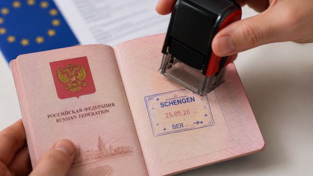 Почему россиянам могут отказывать во въезде в Шенгенскую зону? Названы главные причины