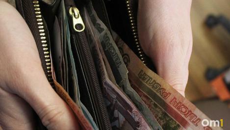 Пенсии пересчитают автоматически: кому из омичей летом добавят выплаты