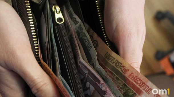 Пенсии пересчитают автоматически: кому из омичей летом добавят выплаты