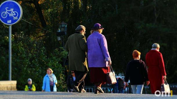 Женщин в Омской области оказалось почти вдвое больше мужчин после 70 лет