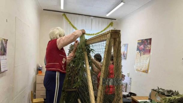 Больше сотни фур с гуманитарной помощью отправили из Новосибирска на СВО
