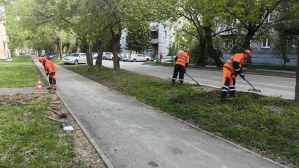 Более 1 200 километров дорог очистили коммунальщики Новосибирска за день