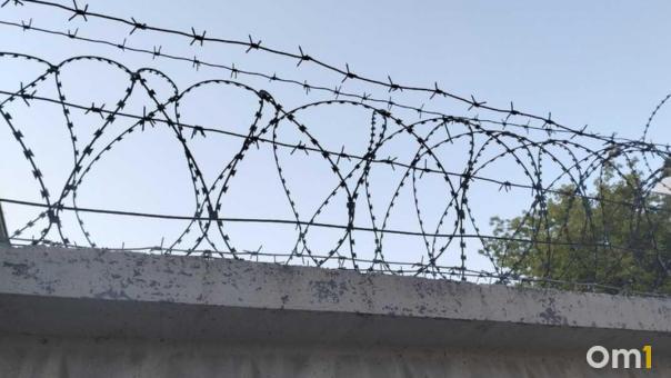 Житель Новосибирска получил условный срок за татуировку со звездой
