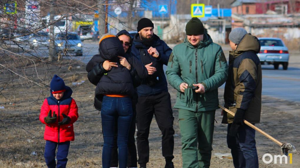 Виталий Хоценко поздравил жителей Омской области с Днём защиты детей