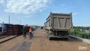 Омичам рассказали о ходе капремонта на мосту у Телецентра