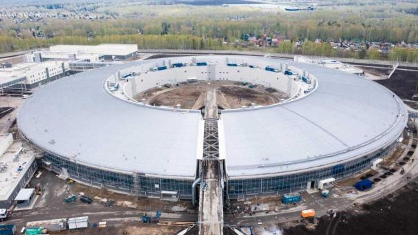 Уместился на ладони: новосибирский синхротрон за полмиллиарда рублей покажут в миниатюре на ПМЭФ