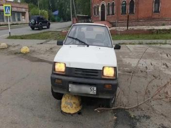 В Омской области 18-летний студент угнал две машины за одну ночь