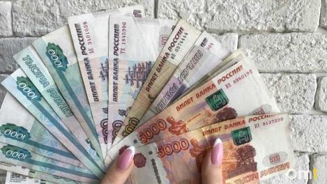 Омичка украла у соседки 1 миллион рублей, полученный за погибшего на СВО сына