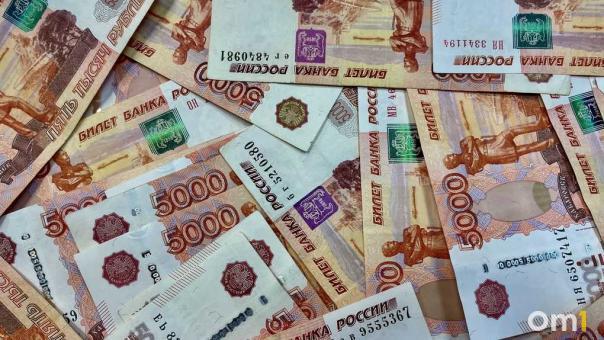 В Омской области десяти работникам тепловой компании выплатили 1,2 млн долга по зарплате