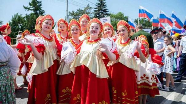 В День России в Омске пройдёт масштабный Парад национальностей