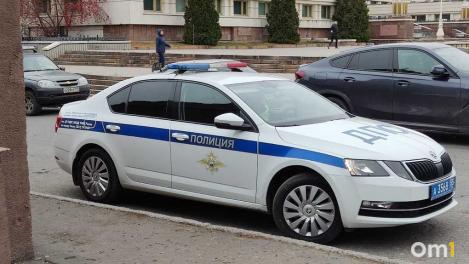 В Омске «Лада» сбила 15-летнего подростка на «зебре» и врезалась в столб