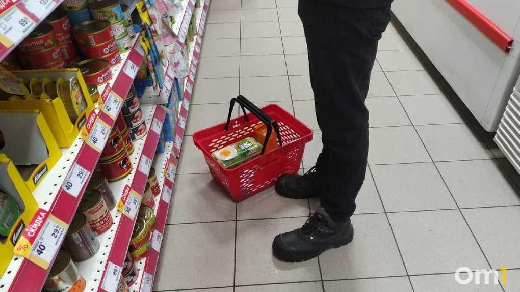В Омской области зафиксирован очередной скачок цен на продукты: за что теперь платить ещё больше