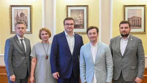 Виталий Хоценко встретился с народным артистом России Сергеем Безруковым