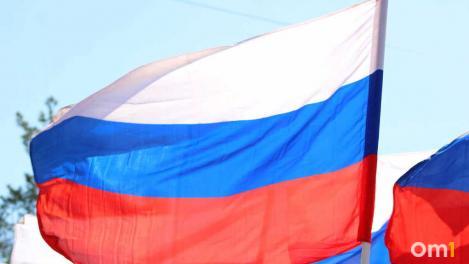 Губернатор и мэр поздравили омичей с Днём России