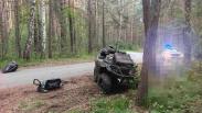 Не справился с управлением: в Новосибирске погиб водитель квадроцикла, врезавшись в дерево