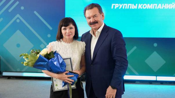 Более 70 сотрудников ГК «Титан» удостоены наград ко Дню химика