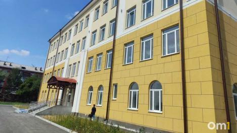 Омские депутаты проверили ход капитального ремонта в школах