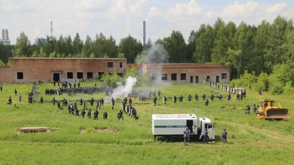 В омских колониях подготовились к массовым неповиновениям