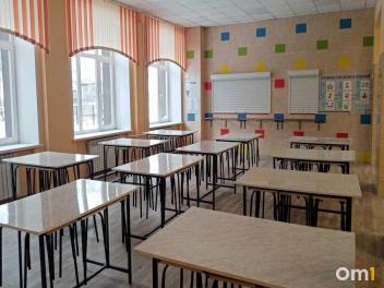 Чем кормят наших детей? В омских школах и больницах нашли опасные несоответствия в продуктах