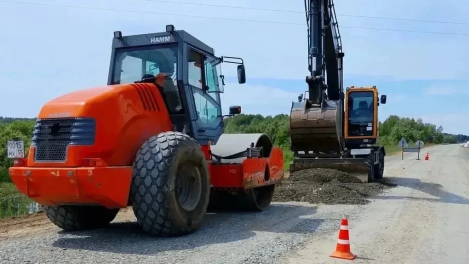 На трассе Тара — Усть-Ишим в Омской области начали ремонт нового участка дороги