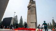 Новосибирск замер на минуту: жители почтили память жертв войны