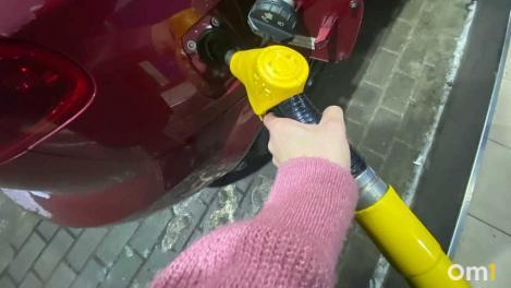 На АЗС «Газпромнефть» ввели новые правила на отпуск топлива в Омске