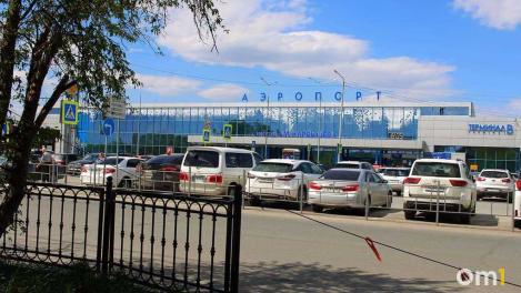 В омском аэропорту задержали вылеты рейсов в Минеральные Воды и Сочи