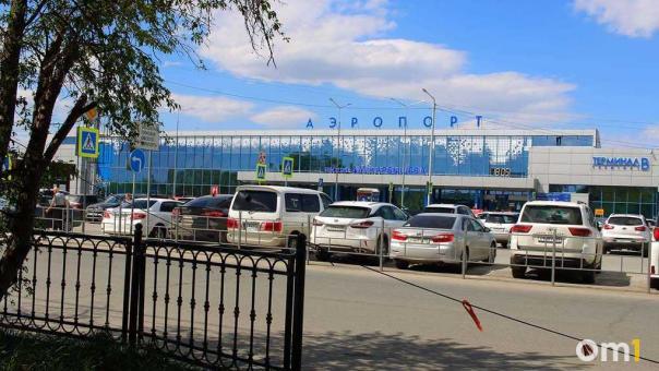 В омском аэропорту задержали вылеты рейсов в Минеральные Воды и Сочи