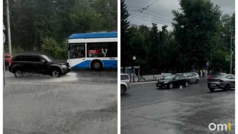 Мощный ливень внезапно накрыл Новосибирск