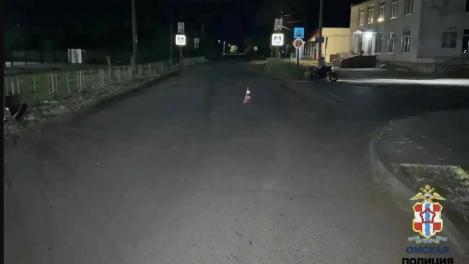 В Омской области машина протаранила мотоцикл с двумя детьми