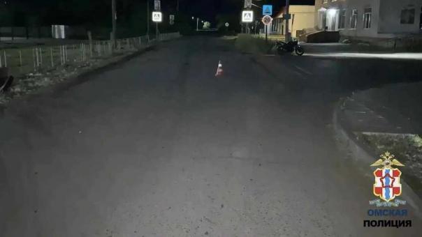 В Омской области подросток на мотоцикле столкнулся с автомобилем: пострадала девочка