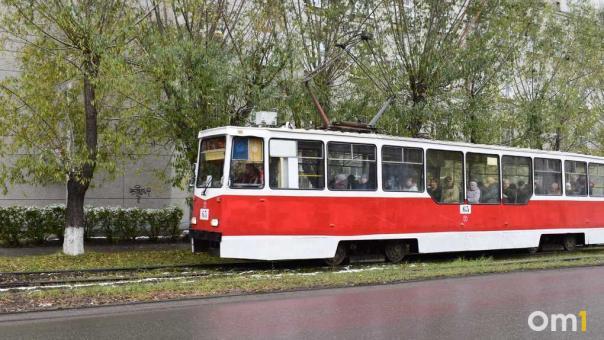 В Омске временно ограничат движение одного из трамваев