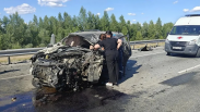 Кузов втруху: водитель легковушки погиб в жутком ДТП с грузовиком под Новосибирском