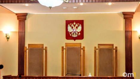 Суд арестовал омича, который набросился на водителя маршрутки с ножом