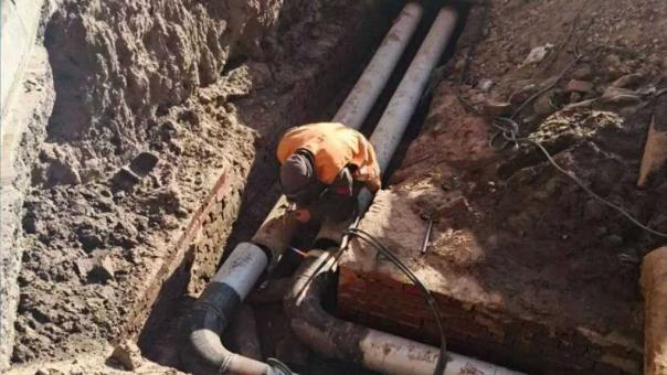 СГК завершает ремонт теплосетей на улице Советской в Новосибирске
