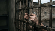 Убийцу 12-летней девочки из Кемерова отправили на психиатрическую экспертизу на месяц