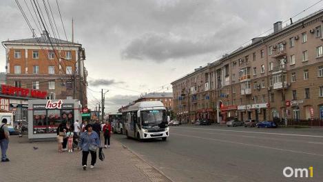 Выделенные полосы экономят омичам десятки минут