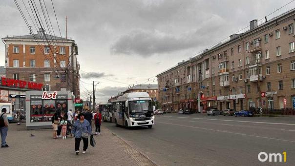 Выделенные полосы экономят омичам десятки минут