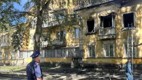 После взрыва газа в Новосибирске ввели особый режим для пострадавшего дома