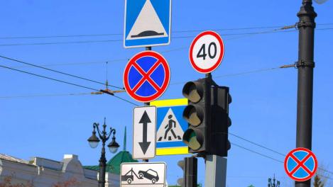 «Это плата за безопасность»: новые светофоры замедлят движение автомобилей в Новосибирске — где установят регуляторы?