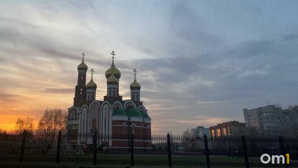 Россияне стали чаще обращаться к священникам вместо психологов