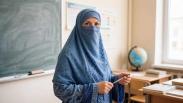«Нельзя ставить эксперименты на детях»: глава Союза отцов высказался об идее ввести арабский язык в школах Новосибирска