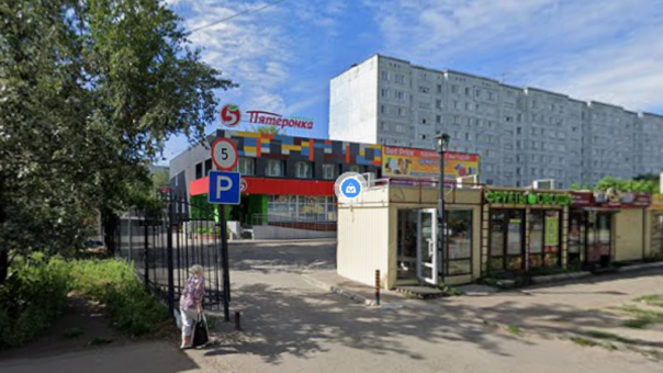 На окраине Омска продают торговый комплекс за 125 миллионов рублей