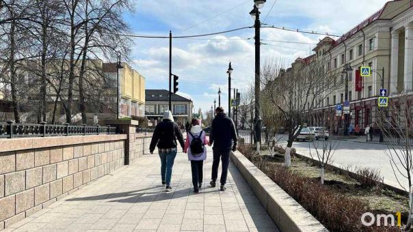 «Родительская зарплата»: депутат предложил платить тем, кто ухаживает за ребёнком, прожиточный минимум